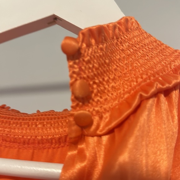 Dress - Picture 6 of 7